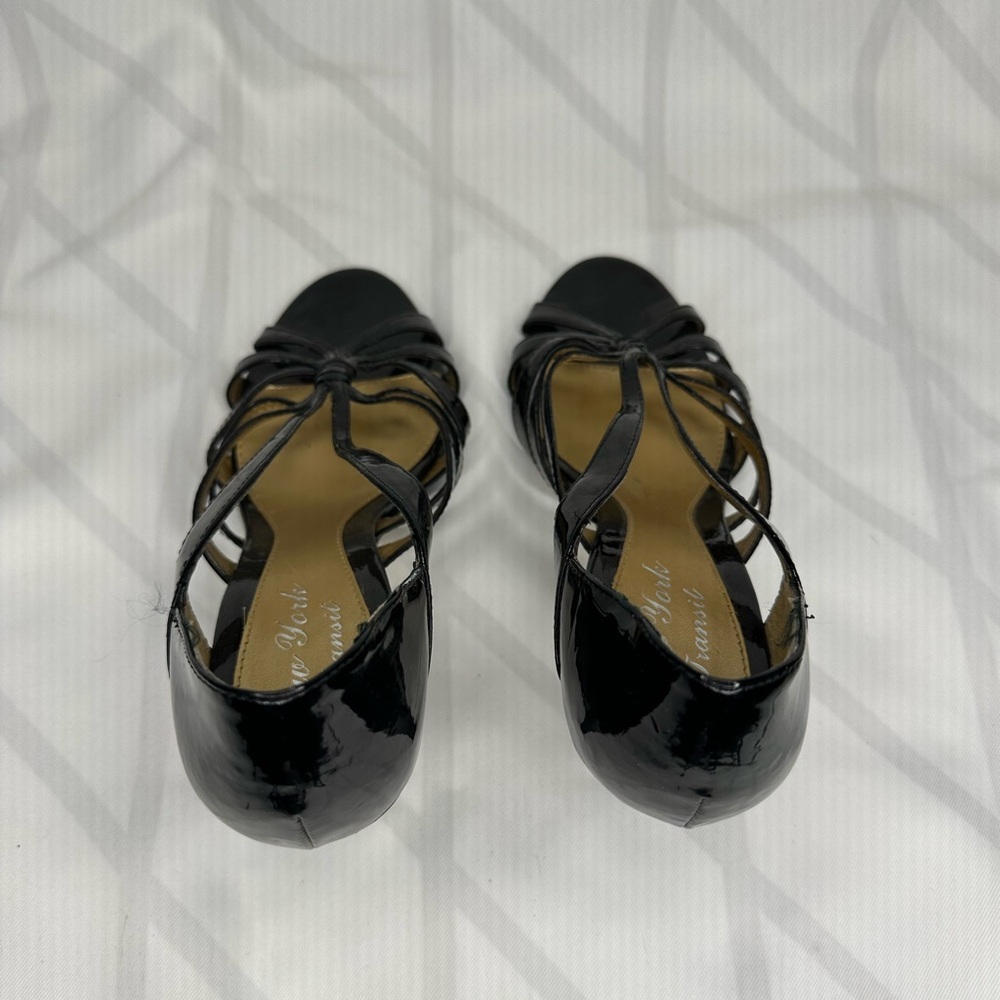 New York Transit strappy black patent leather heel size 9 - Picture 4 of 9